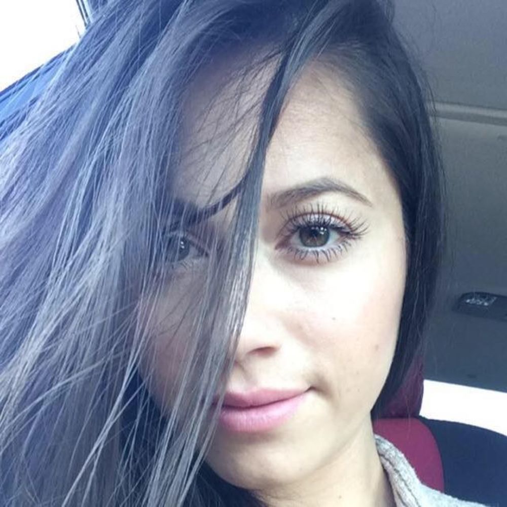 Meet your Posher, Aracely